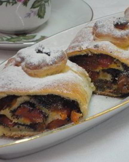 Рецепт рулета с курагой и маком