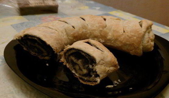 рулет с маком