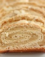 Рулет с марципаном