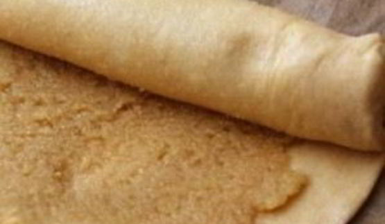 рулет с марципаном