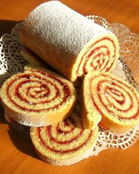 Рулет с вареньем
