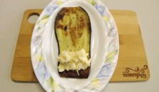 рулетики из баклажанов с сыром и чесноком