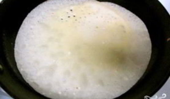 рулетики из блинов с семгой