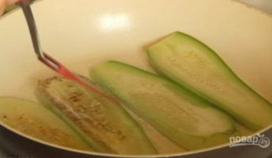 рулетики из кабачков с сыром и чесноком