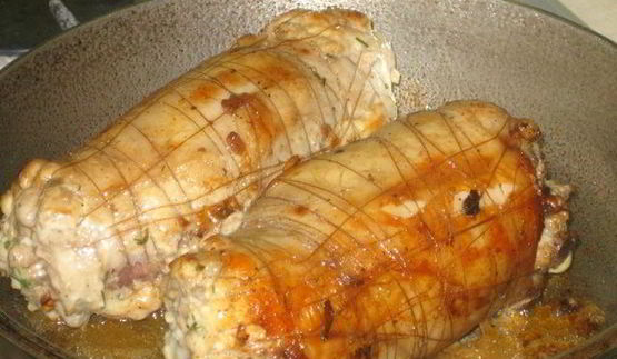 рулетики из кролика с потрошками и грецкими орехами