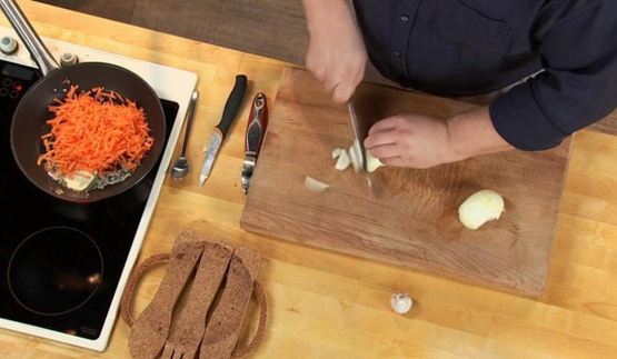 рулетики из курицы в горчичном соусе