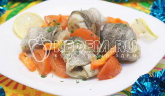 рулетики из рыбы запеченные с овощами