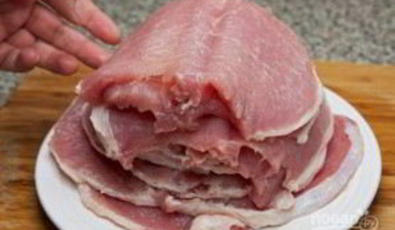 рулетики мясные с разной начинкой