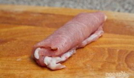 рулетики мясные с разной начинкой