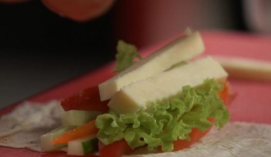 рулетики с сулугуни