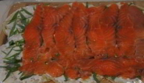 рулеты из блинов с семгой