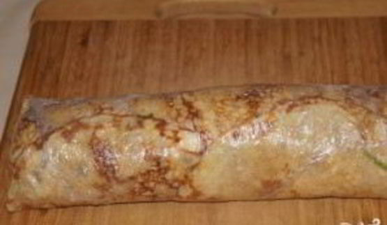 рулеты из блинов с семгой