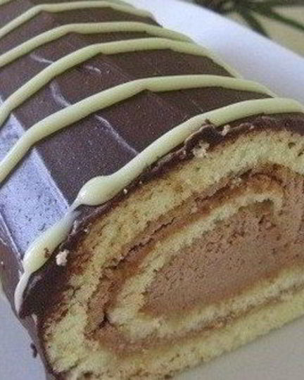 Рецепт шоколадного рулета в глазури лакомка