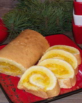 Сладкий новогодний рулет