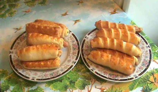 сосиски в дрожжевом тесте