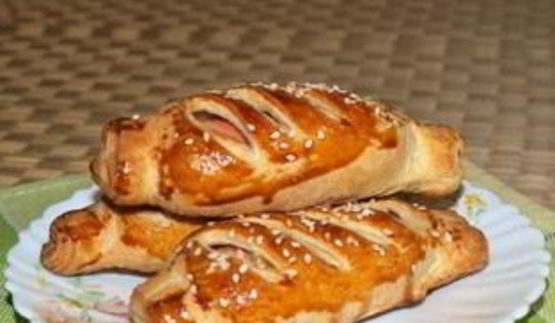 сосиски в слоеном тесте