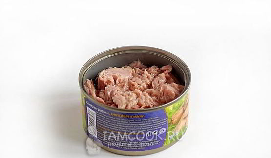 сэндвич с тунцом