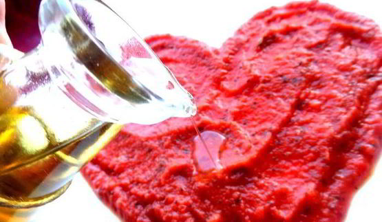 сырная закуска-шарики в томатном соусе