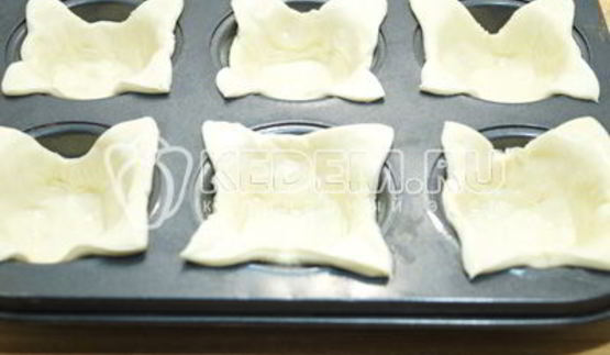 тарталетки из слоеного теста