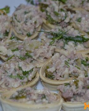 Тарталетки с печенью трески