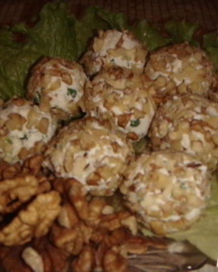 Рецепт творожно-сырных шарики на закуску