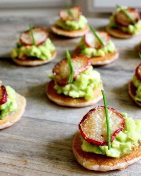 Закуска из авокадо