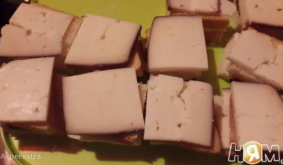 закуска из козьего сыра и икры
