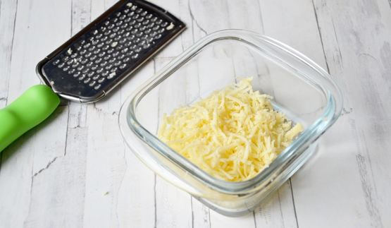 закуска из языка с сыром и чесноком