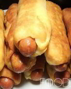 Жареные сосиски в тесте