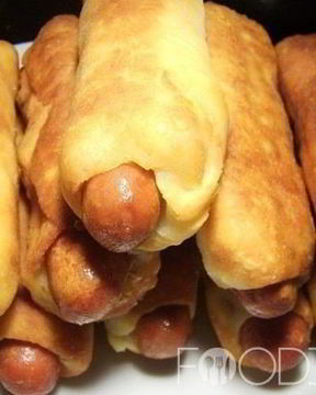 Жареные сосиски в тесте